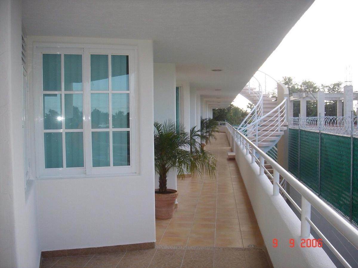 Suites Riviera Cancún Exteriör bild
