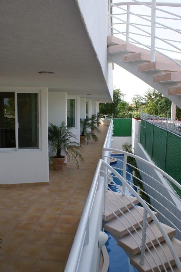 Suites Riviera Cancún Exteriör bild