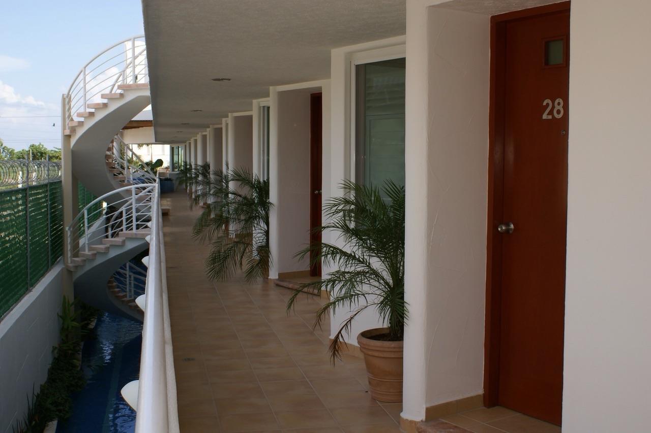 Suites Riviera Cancún Exteriör bild